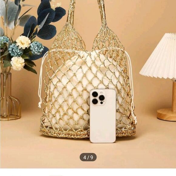 Elegant Gold Mesh Tote Bag - Picture 6 of 9